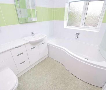 Grosvenor Avenue, Pontefract, WF8 - Photo 6