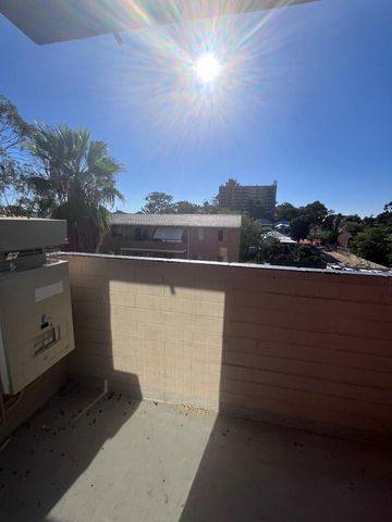 1 Bedroom, 1 Bathroom, 1 Prime Location! - Photo 4