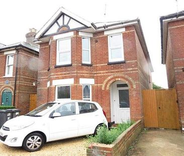Bedroom Detached House In Winton, BH9 - Photo 1