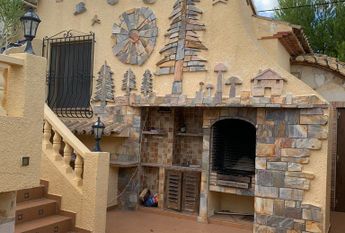 Villa for rent with 3 bedrooms and pool in Calpe for the winter season.