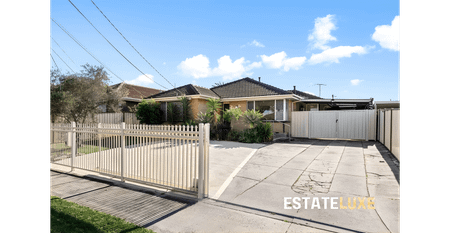 Modern Comfort and Family Flexibility in a Prime Setting - Photo 4