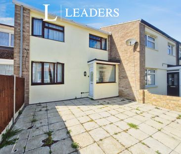 1 bedroom room to rent The Willows, Basildon, SS13 - Photo 4