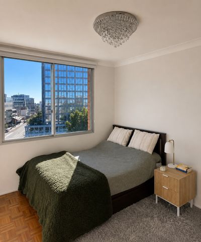 Bondi Junction - Photo 4
