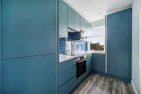 1 bedroom flat to rent - Photo 4