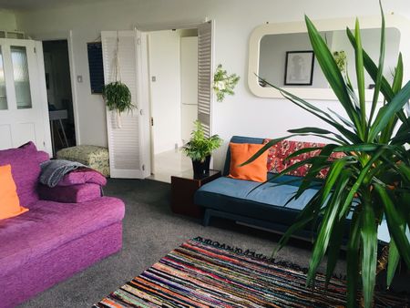 2 Bed Flat, Sussex Square, BN2 - Photo 2