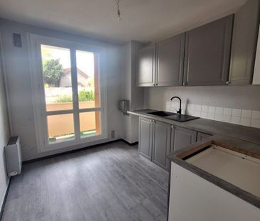 Appartement de type F2 avec balcon - Photo 1