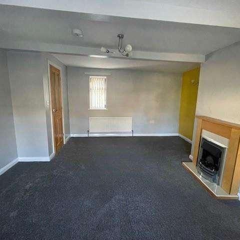 Club Street, Bradford, BD7 - Photo 1