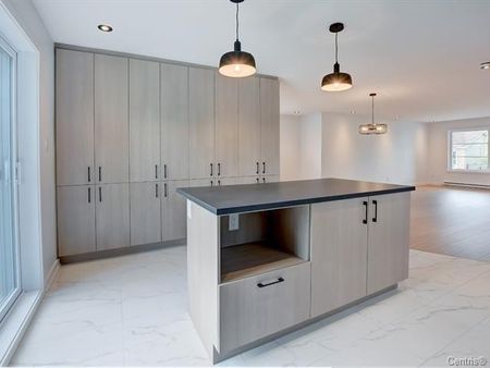 Maison à étages à louer - Sainte-Marthe-sur-le-Lac (Sud) - Photo 4