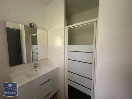 Location Appartement 1 pièce 22m² LE TAMPON 97430 - Photo 4