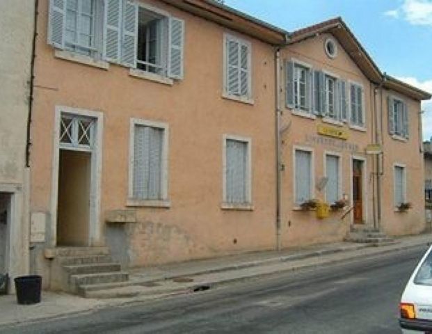 Appartement de village sur 2 niveaux - T4 - SIMANDRE SUR SURAN - Photo 1