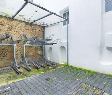 Studio to rent - Photo 6