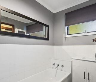 FAMILY HOME ON HEATHERDEW - Photo 4