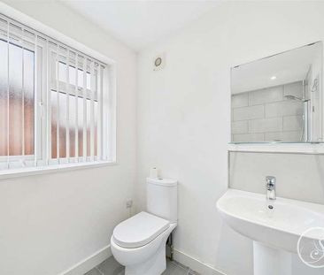Selby Road, Leeds, LS15 - Photo 2