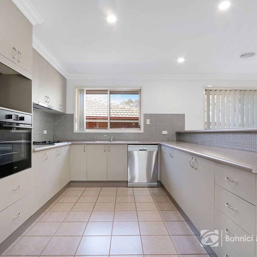 33 Daysdale Way, Thurgoona - Photo 1