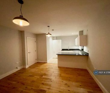 1 bedroom flat to rent - Photo 2
