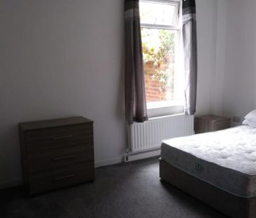 5 bedroom house share to rent - Photo 4