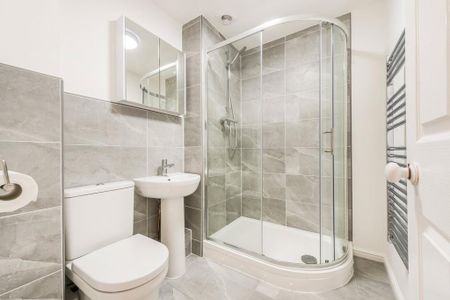 2 bedroom flat to rent - Photo 5