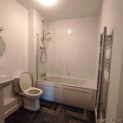 1 bedroom property to rent in Salford - Photo 5