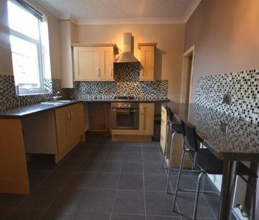 3 bed House - Terraced for Rent - Photo 1