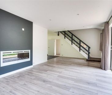 3 bedroom detached house to rent - Photo 3