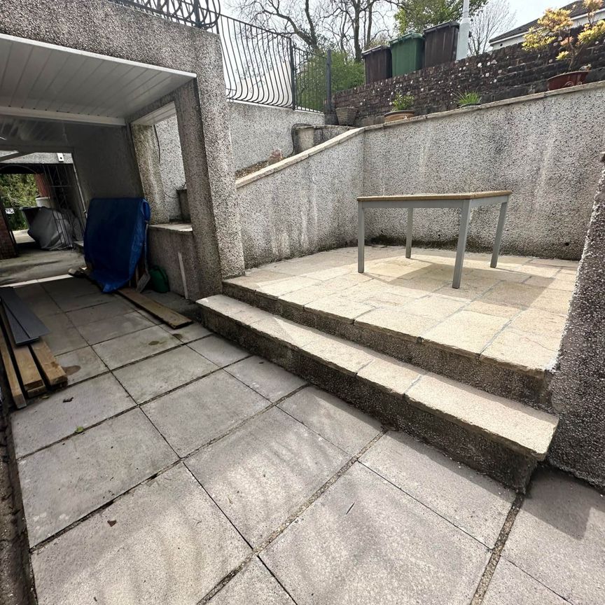 Erlstoke Close, Eggbuckland - Photo 1