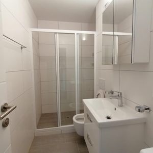 1.5 pièces au 2ème étage, 34m2 environ - Photo 3