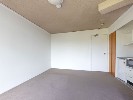 Home For Rent - Photo 5