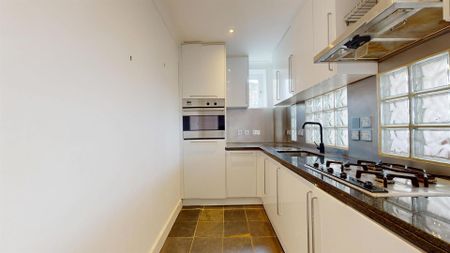 2 bedroom property to let - Photo 2