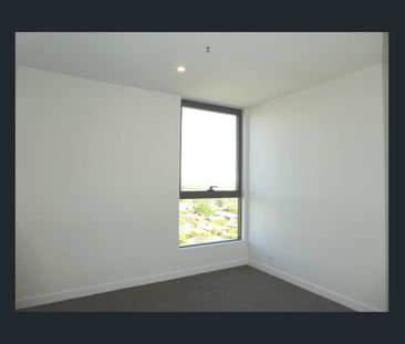 Stylish Apartment in Prime Location! - Photo 3