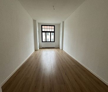Wohnglück - praktische 2-Zimmer-Wohnung - Foto 1