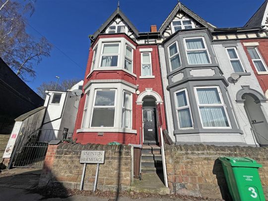 1 bedroom Flat to rent - Photo 1