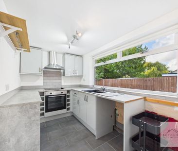 2 bedroom semi-detached house to rent - Photo 3