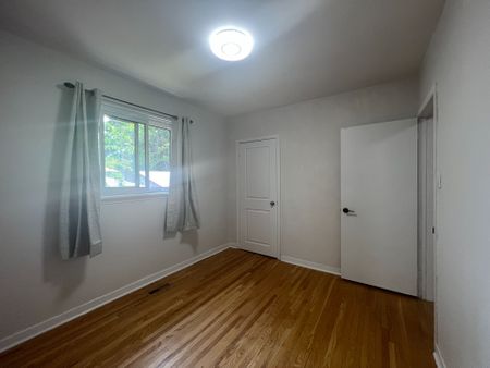 For Lease - 65 Dewlane Drive, Toronto, Ontario - Photo 3