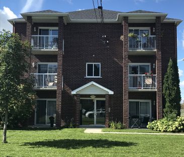 5 1/2 à Louer - Photo 1