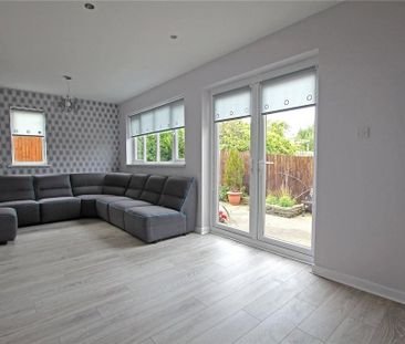 4 bedroom detached house to rent - Photo 1