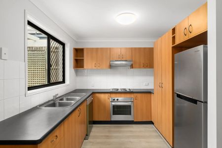 Spacious family home - Photo 2