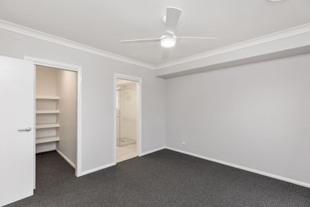 Stylish Family Home in Prime Location - Photo 3