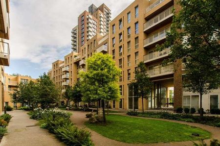 Oxley Square, Tower Hamlets, E3 - Photo 3