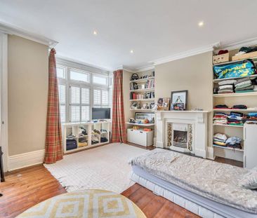 4 bedroom terraced house to rent - Photo 3