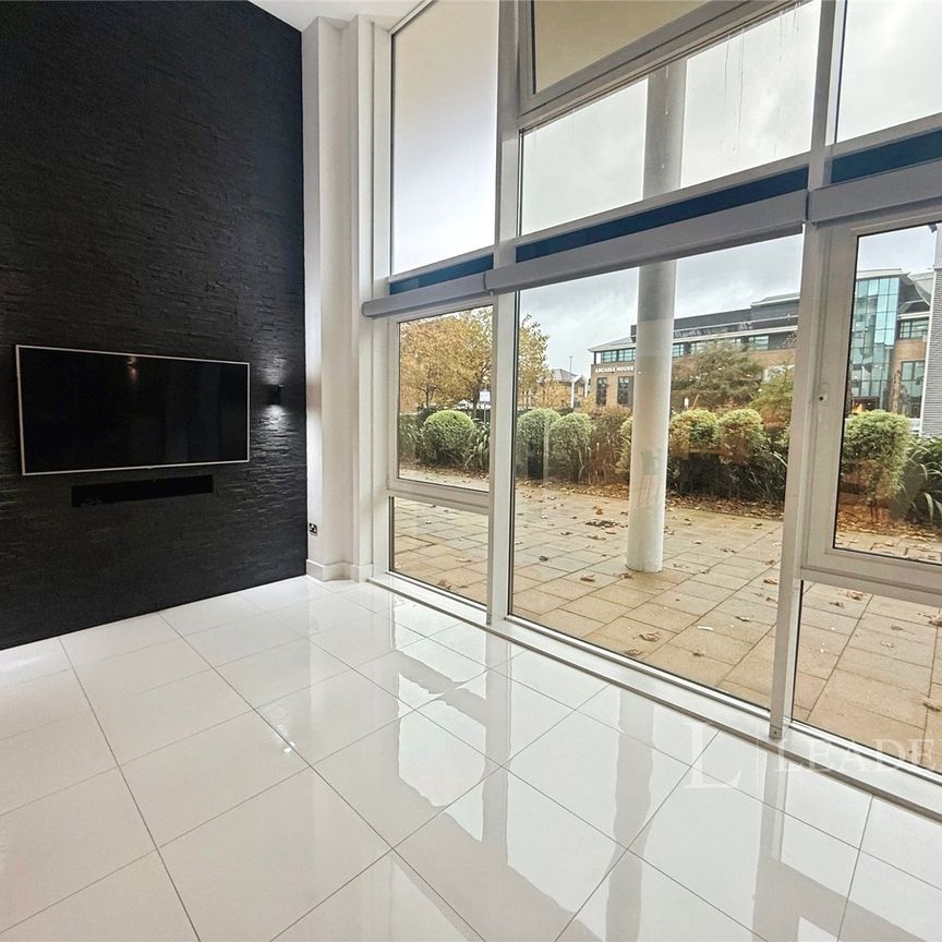 3 bedroom duplex to rent Maritime Walk, Southampton, Hampshire, SO14 - Photo 1