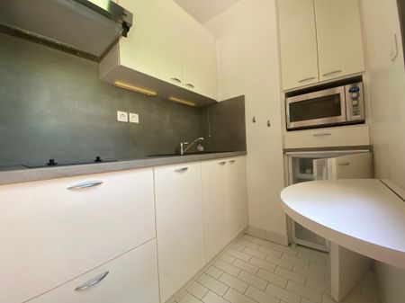 Location Appartement 2 pièces 45m² AIX EN PROVENCE 13100 - Photo 4