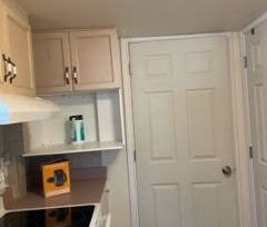 East York basement apt for rent - Photo 2