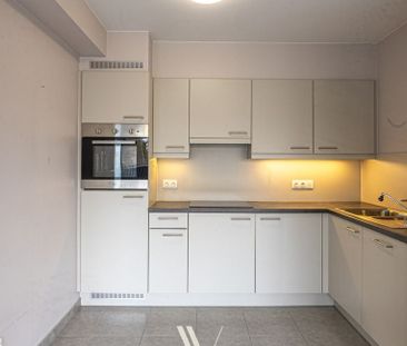 Appartement te huur in Izegem voor € 810 met 2 slaapkamers - Photo 2