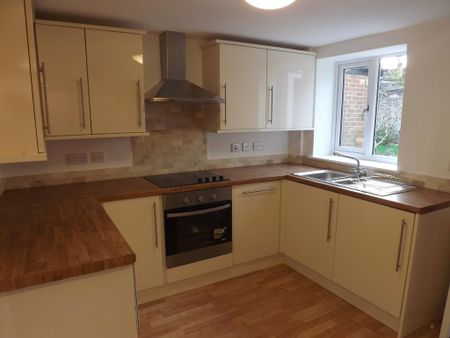 2 bedroom house to rent - Photo 4