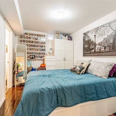 Lovely 1 bedroom Near Blood and Bathurst st - Photo 3