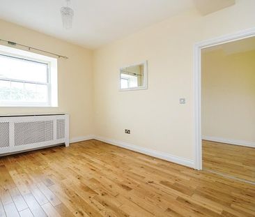 Barnsbury Lane, Surbiton, KT5 - Photo 4