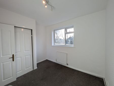 2 Bed Flat, Lovell Court, M8 - Photo 4