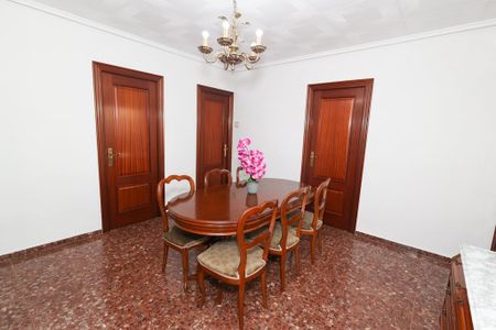 Carrer de Ramiro de Maeztu, Valencia, Valencian Community 46022 - Photo 5