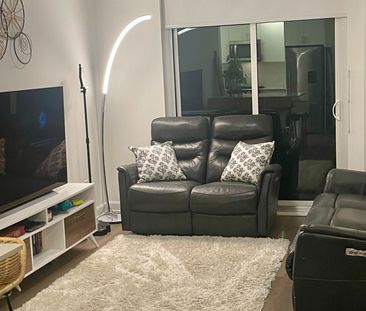 For Lease - 3220 William Coltson Avenue Unit# 1002, Oakville, Ontario - Photo 1