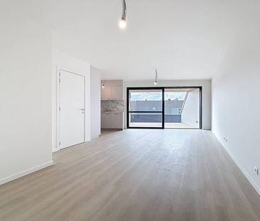 Appartement te huur - Photo 1